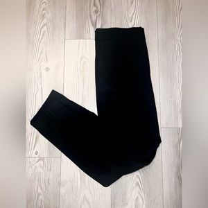 Aritzia Babaton black womens ankle dress pants - size 8